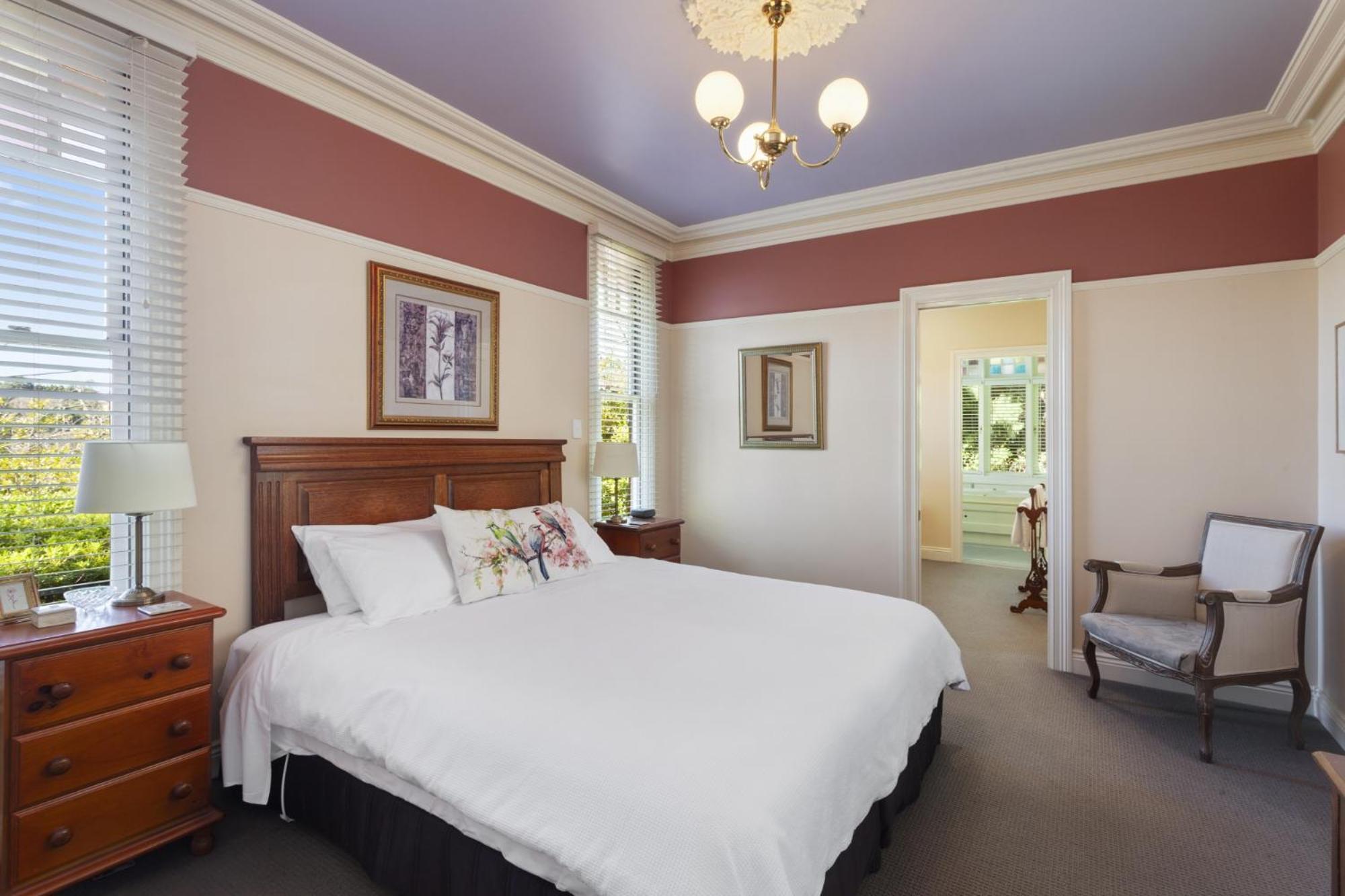 לאורה Bethany Manor B&B, Call Us For Cheapest Rates מראה חיצוני תמונה